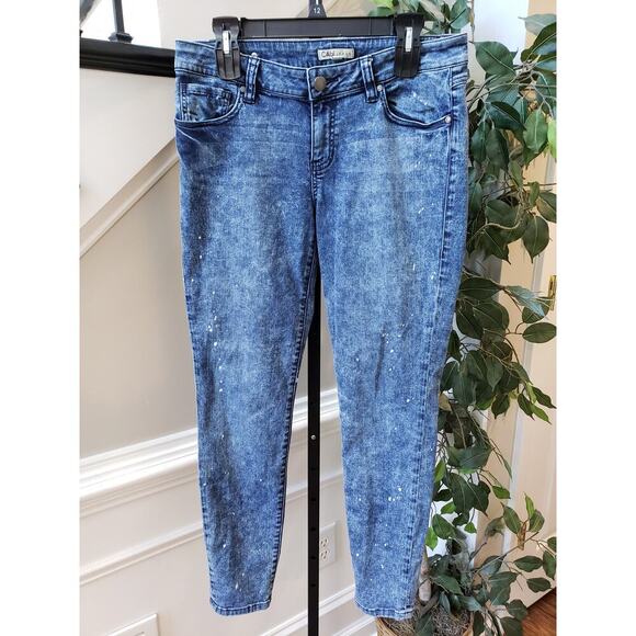 Cabi Jeans Style #920 Blue Distressed Skinny Stretch Denim Pants Size 10 - Picture 2 of 11